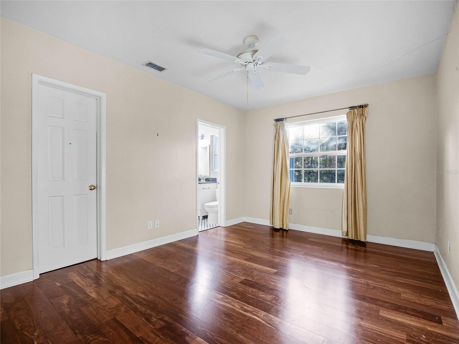 151 STIRLING AVE