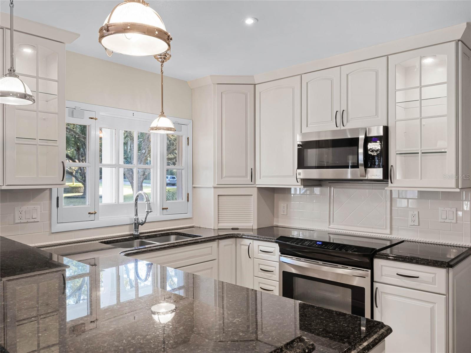 151 STIRLING AVE