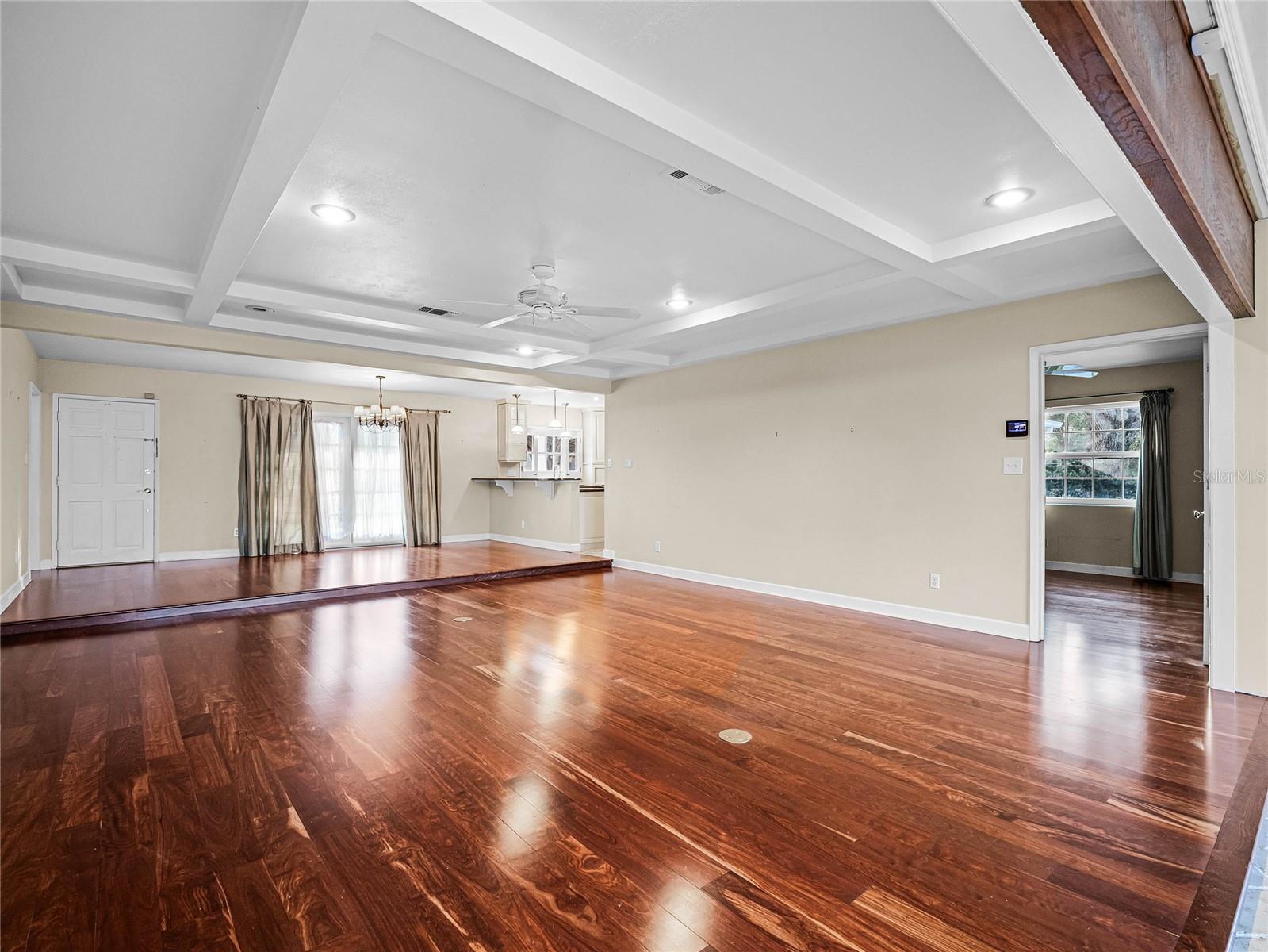 151 STIRLING AVE