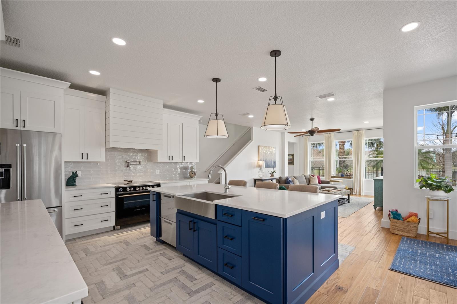 10424 WOODWARD WINDS DR