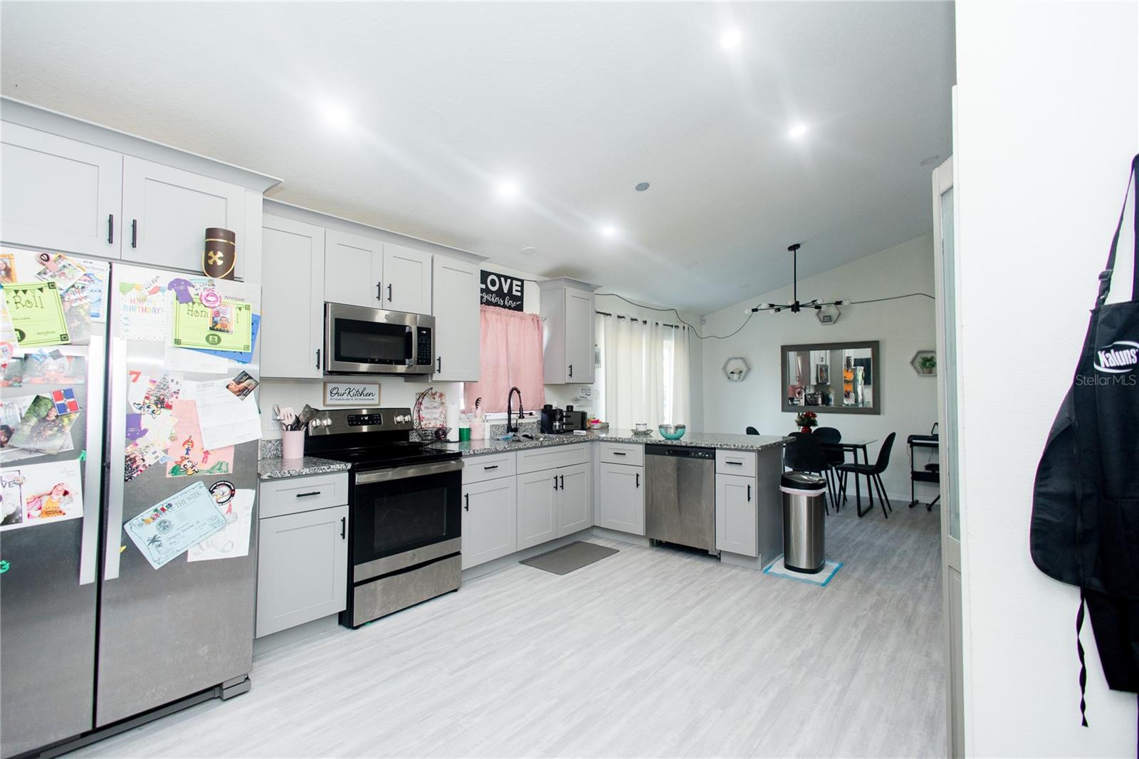 4038 KILLIAN DR