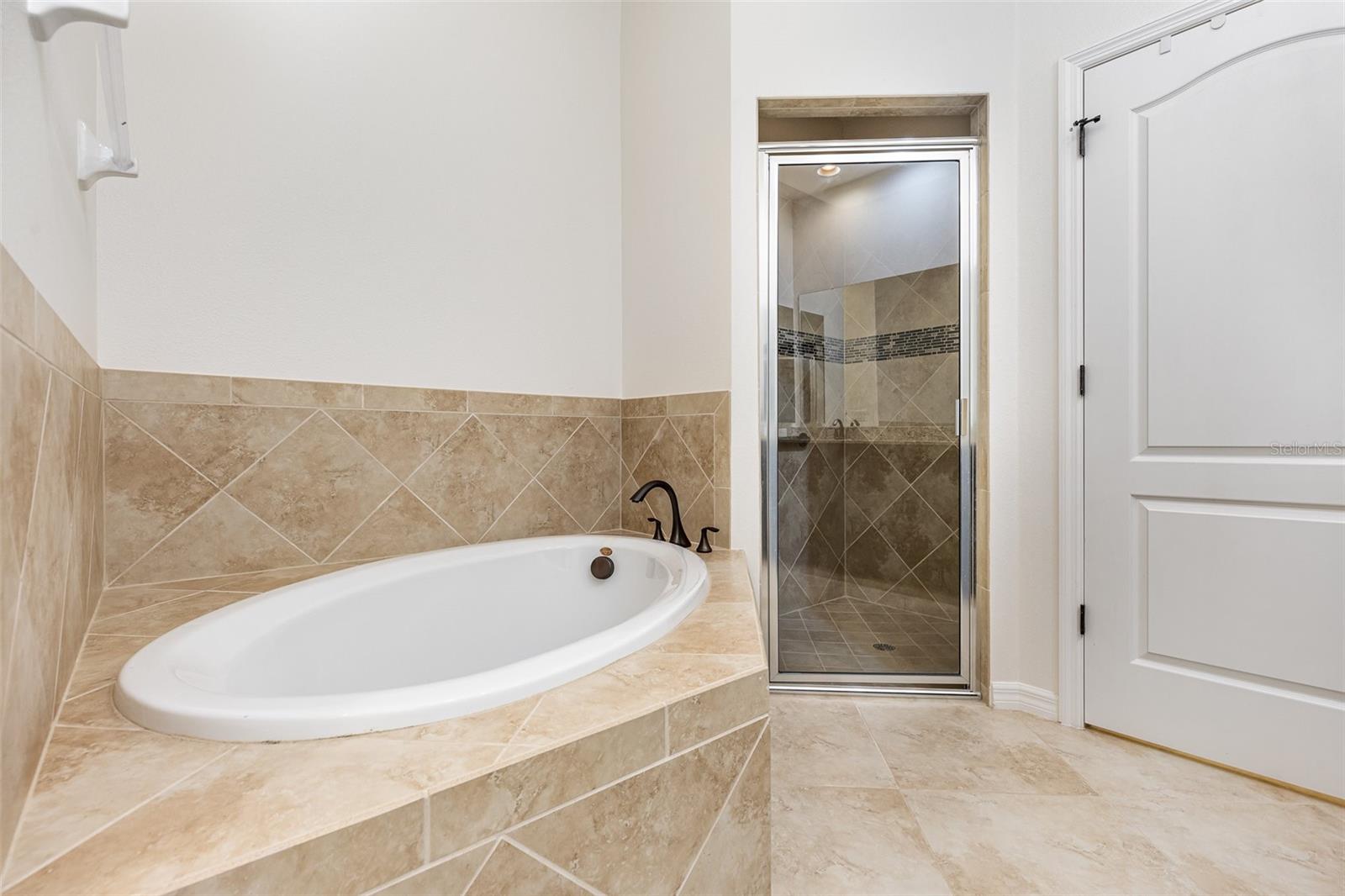 5428 VIA APPIA WAY