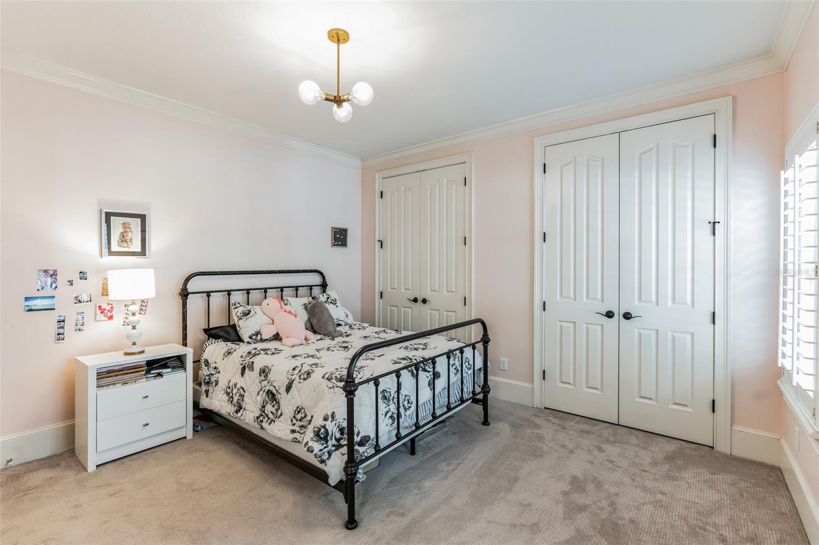 146 STONE HILL DR