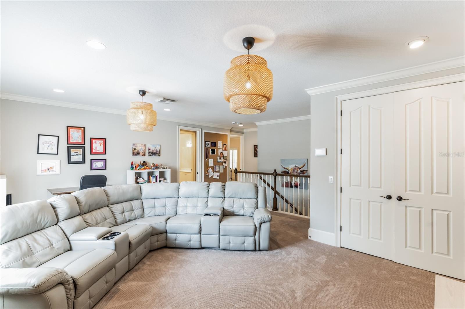 146 STONE HILL DR