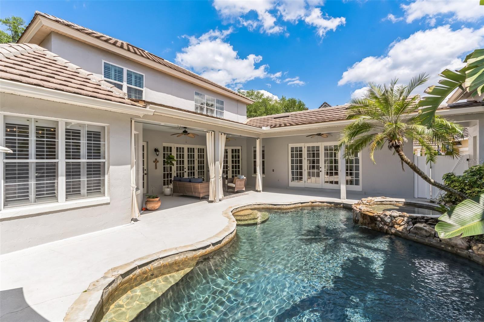 146 STONE HILL DR