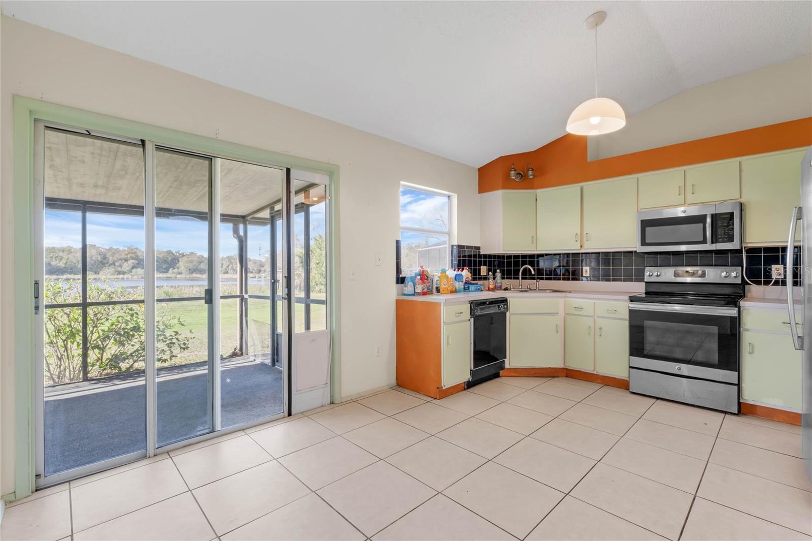 1210 LAKE PIEDMONT CIR