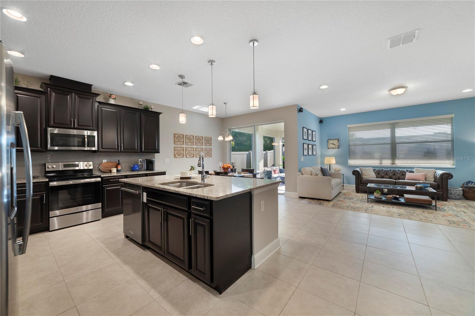 15551 HAMLIN BLOSSOM AVE