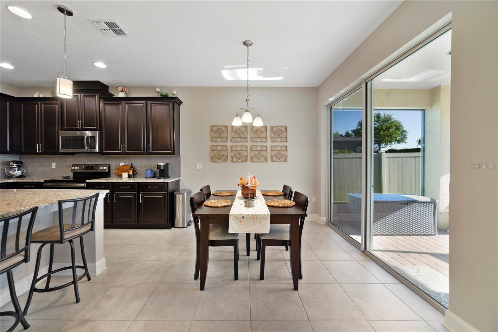 15551 HAMLIN BLOSSOM AVE