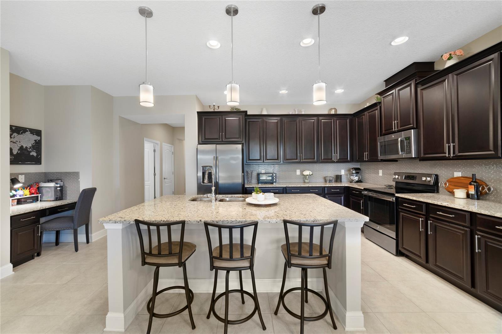 15551 HAMLIN BLOSSOM AVE