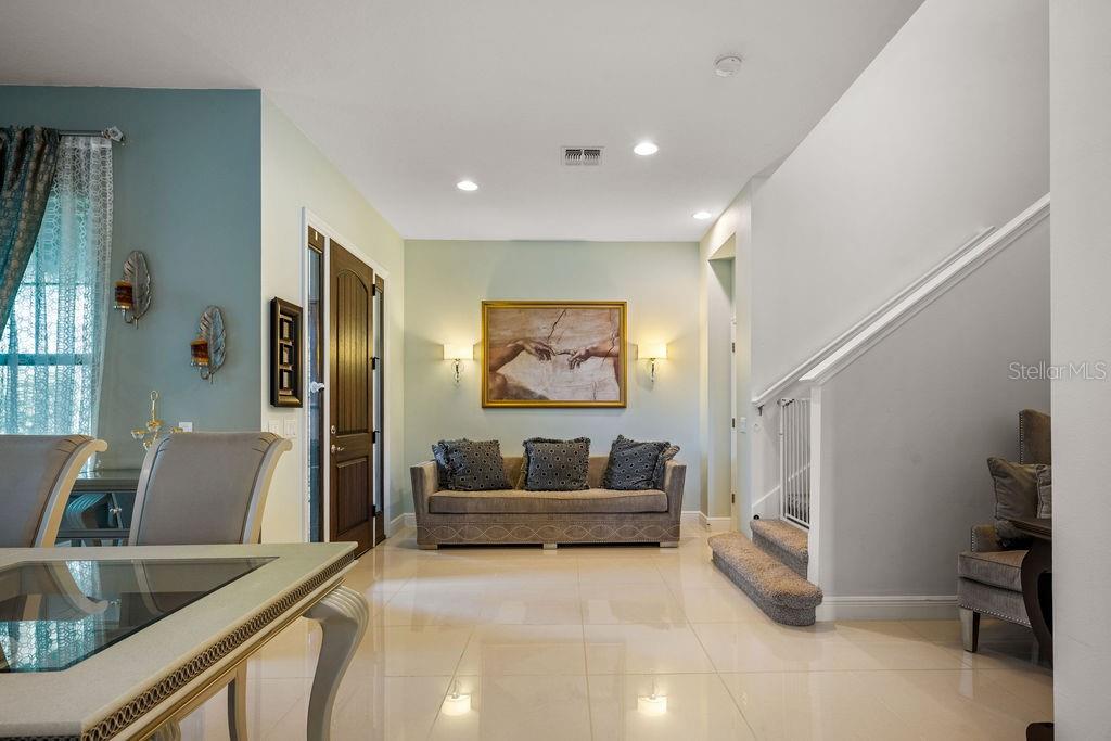 9399 TRINANA CIR