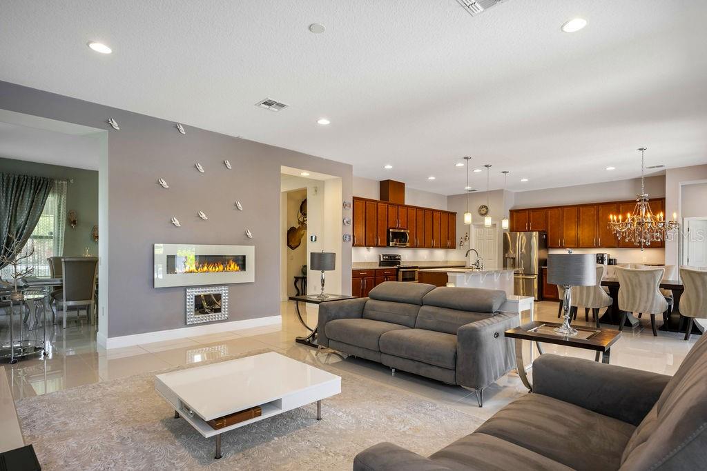 9399 TRINANA CIR