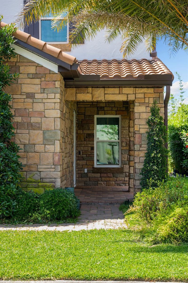 9399 TRINANA CIR