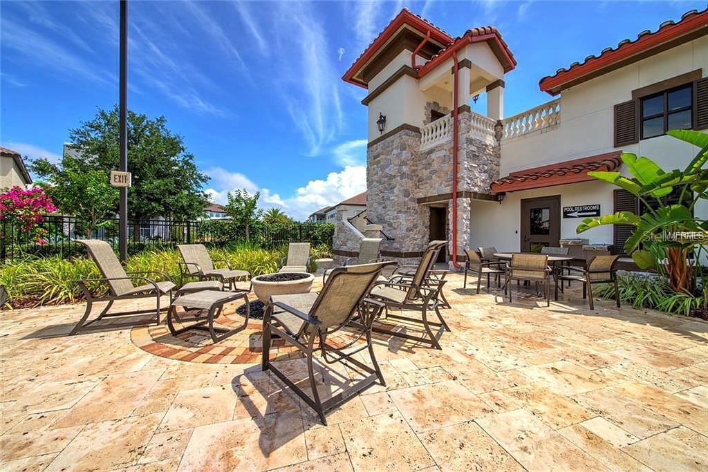 9399 TRINANA CIR