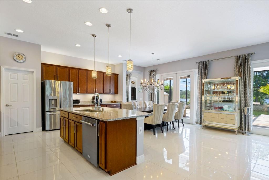 9399 TRINANA CIR