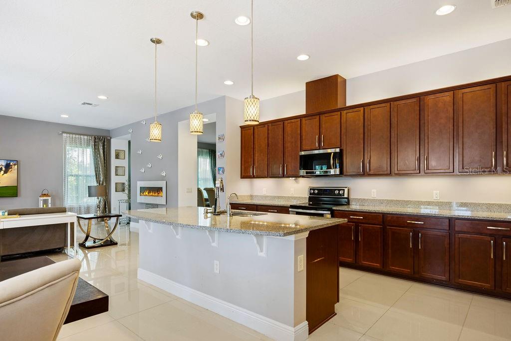 9399 TRINANA CIR