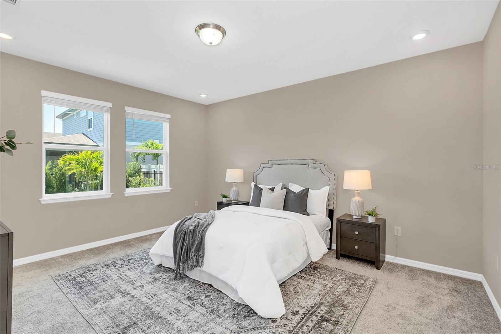 2083 LAURELWOOD WAY