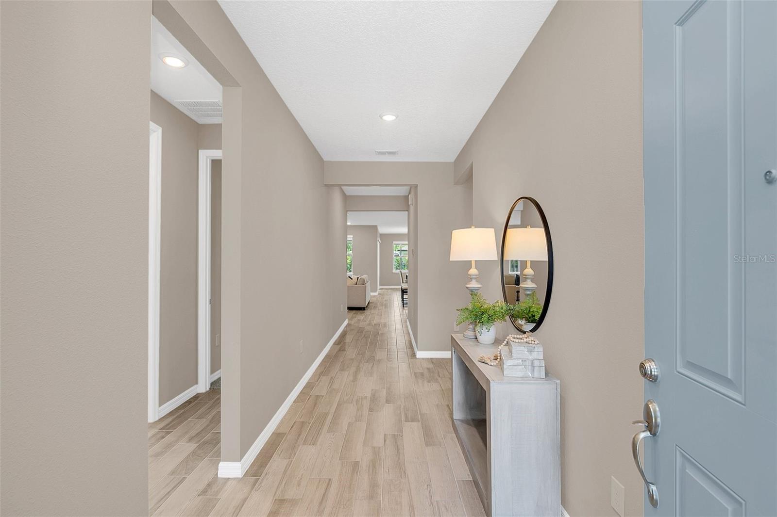 2083 LAURELWOOD WAY