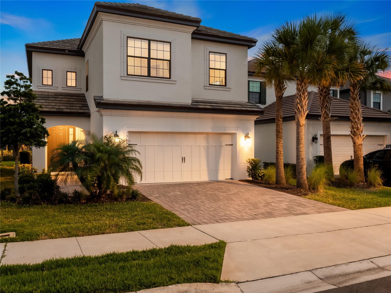 1360 BLUE STEM LN