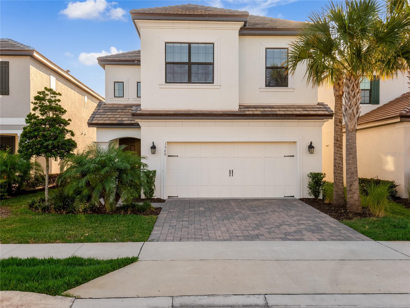1360 BLUE STEM LN