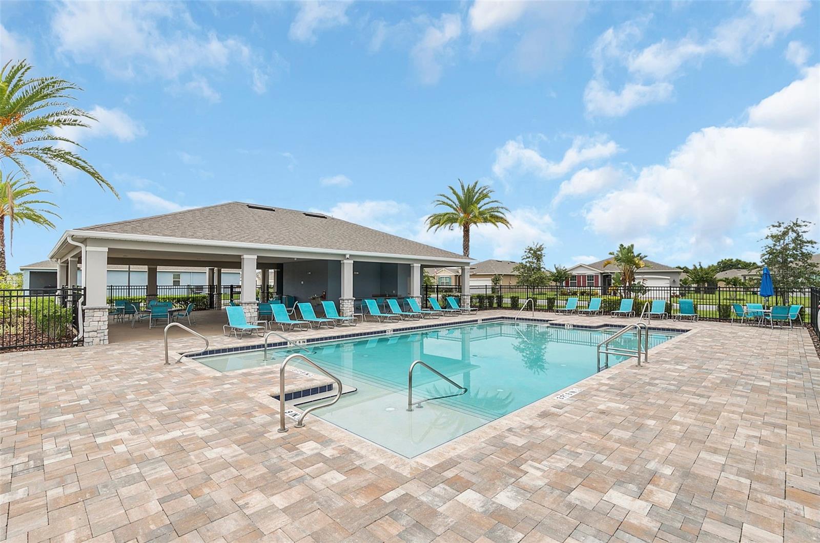 1592 DEERPARK CT