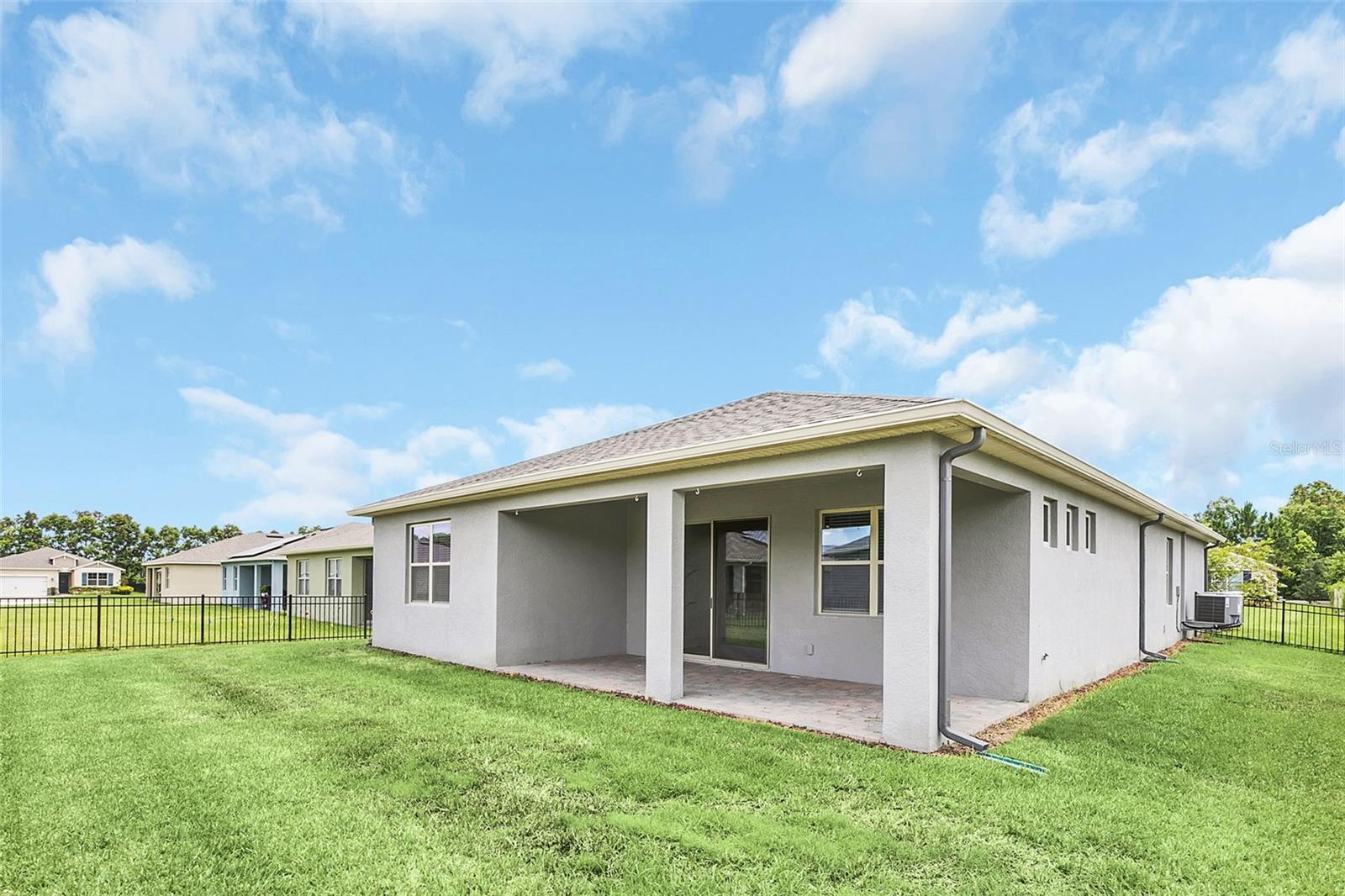 1592 DEERPARK CT
