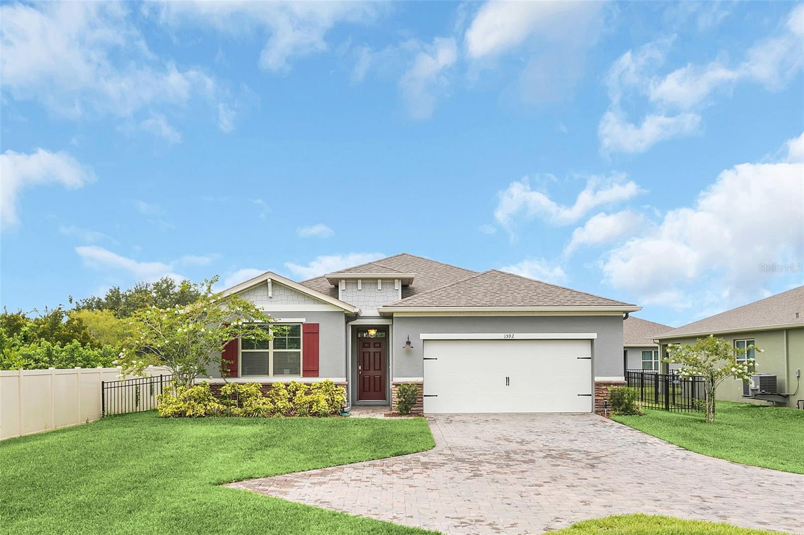 1592 DEERPARK CT