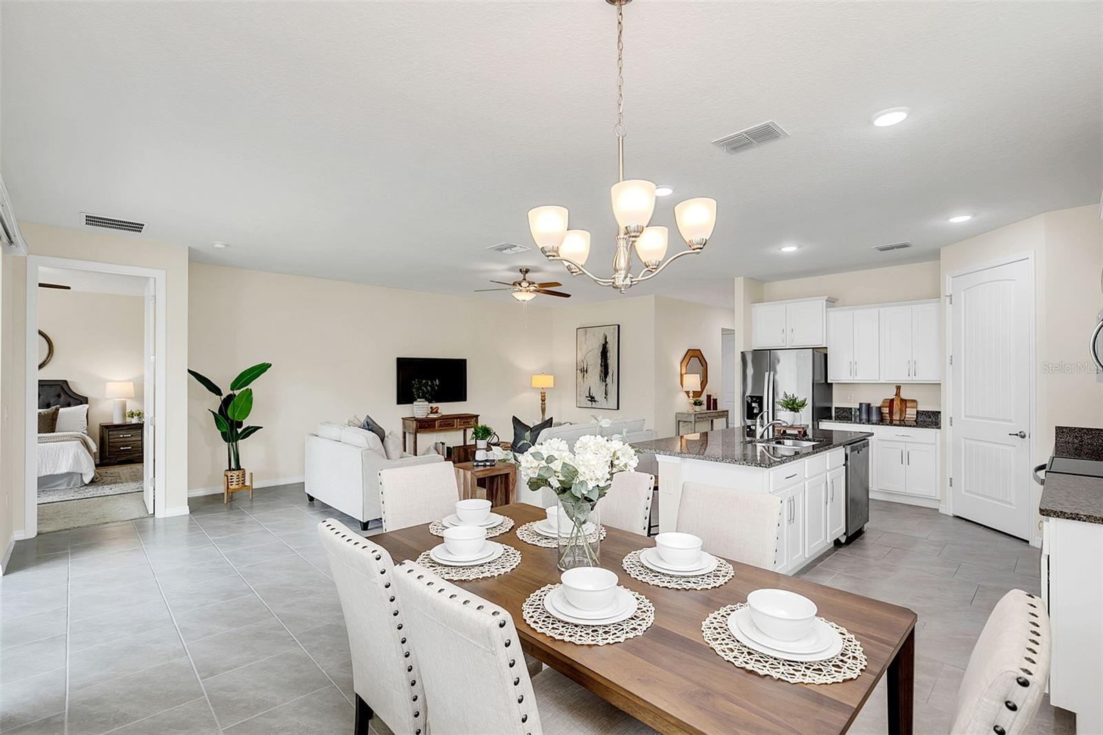 1592 DEERPARK CT
