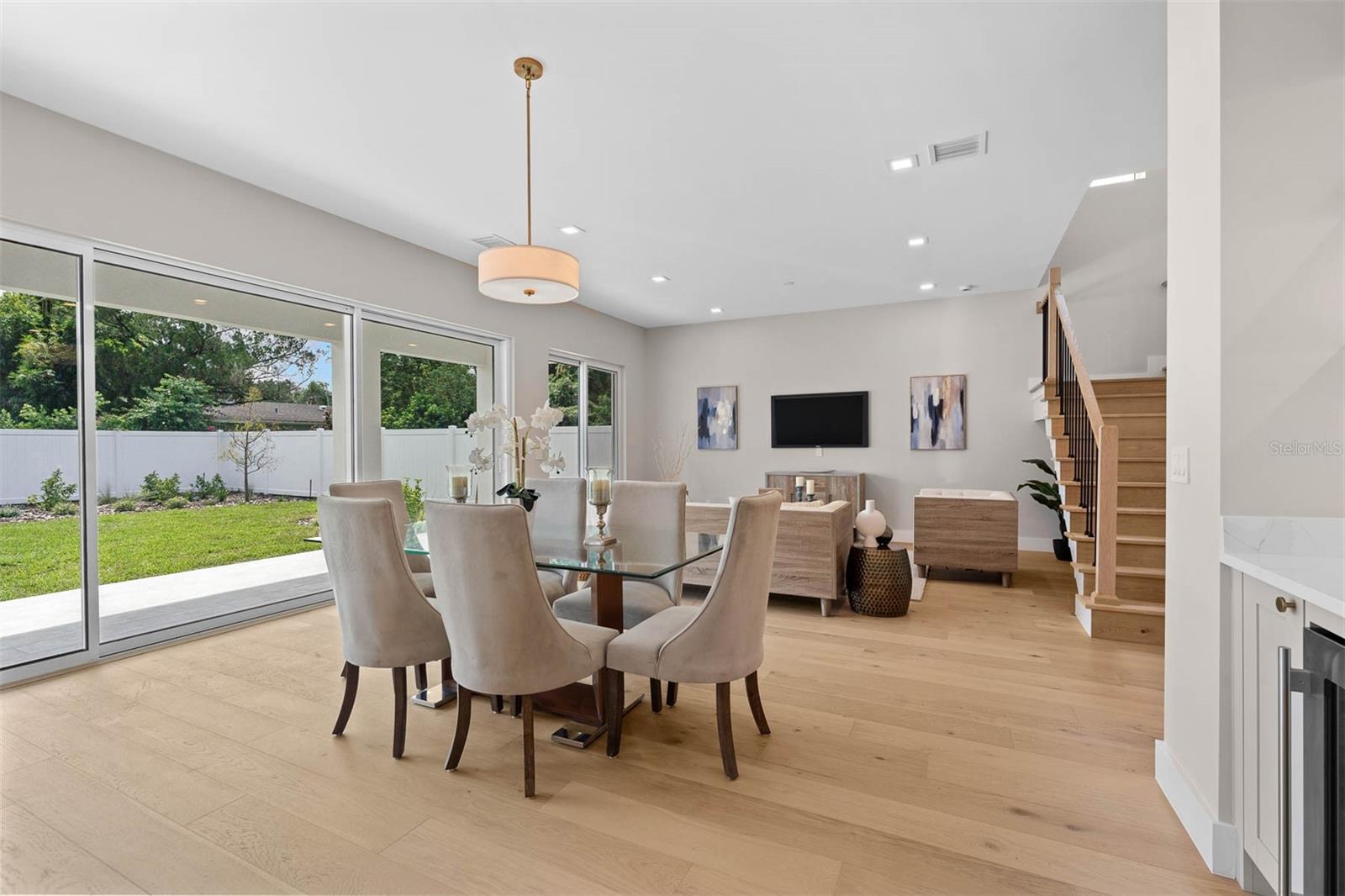 4 E SPRUCE STREET