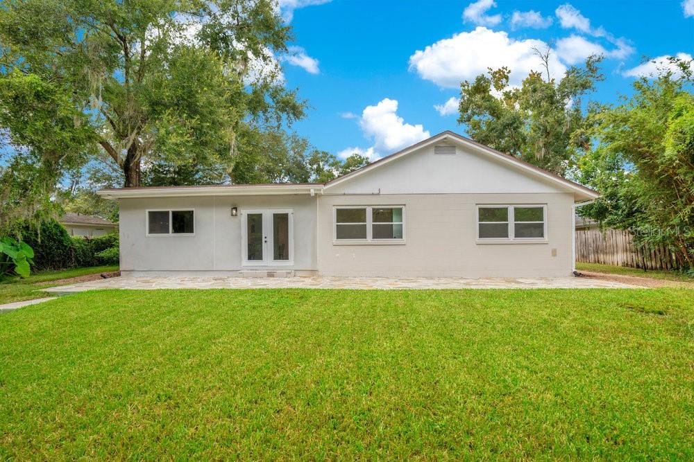 503 BROOKSIDE CIR