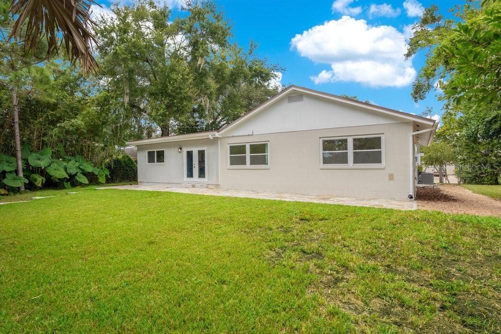 503 BROOKSIDE CIR