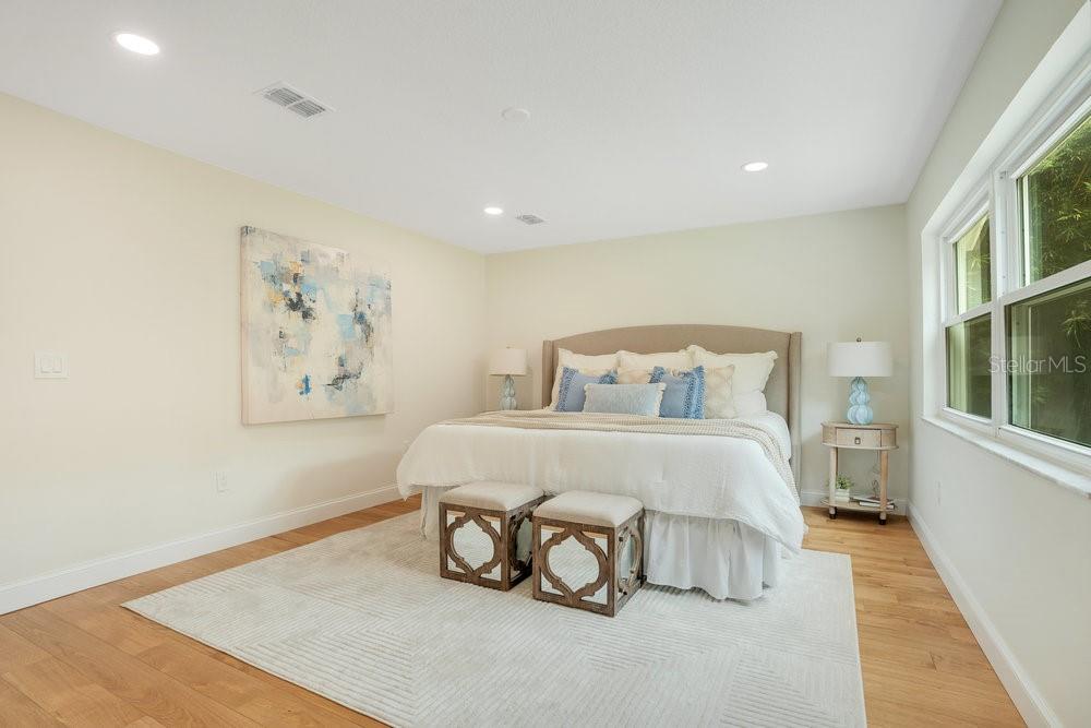 503 BROOKSIDE CIR