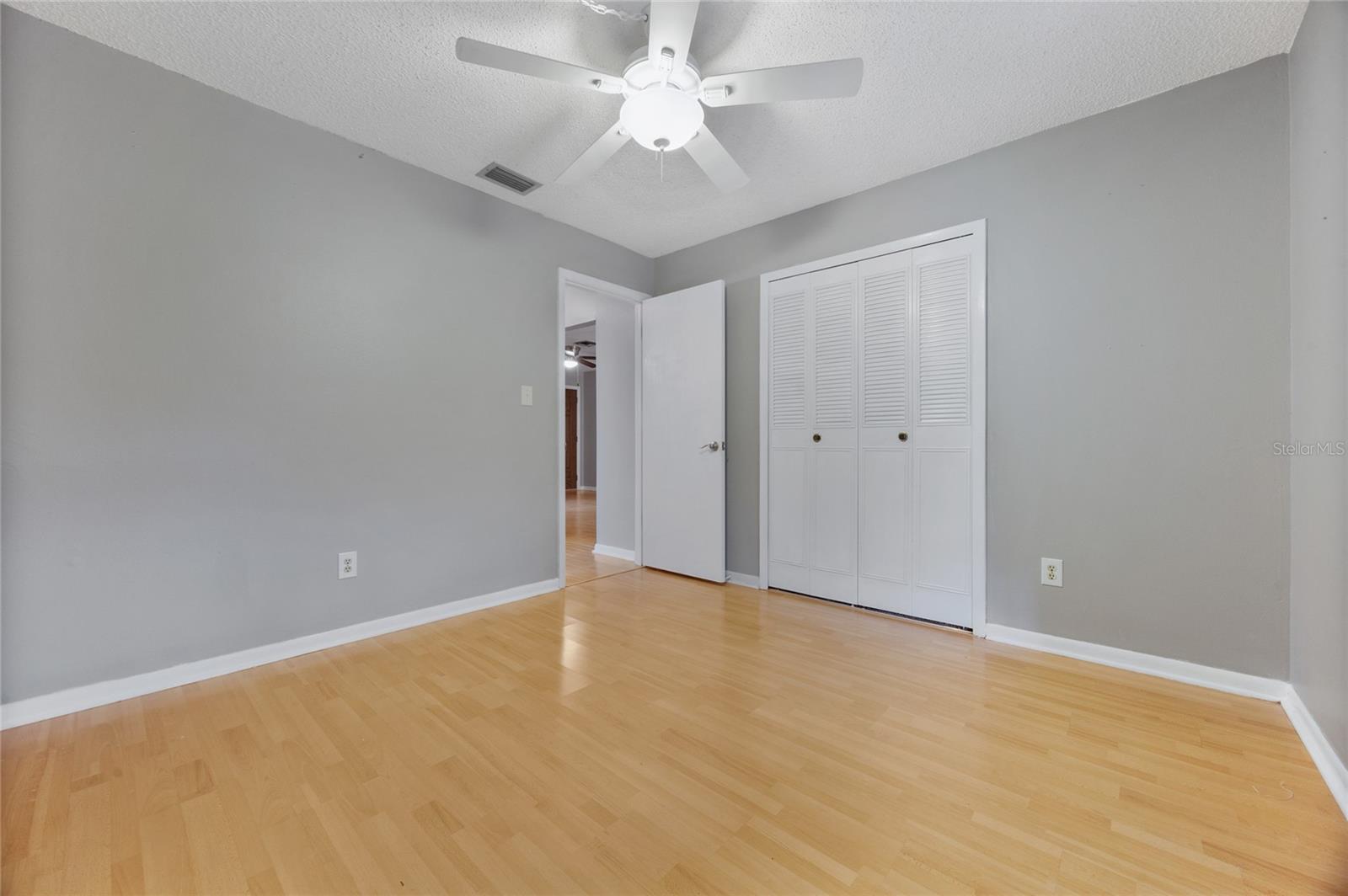 7420 BARNACLE CT