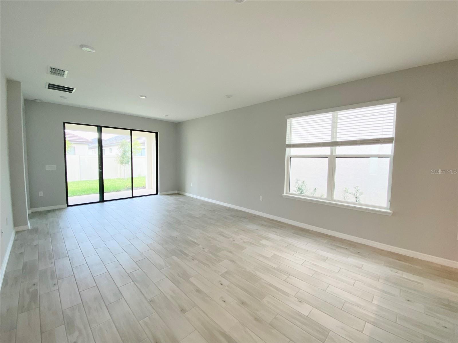 2364 KESTREL PERCH PL