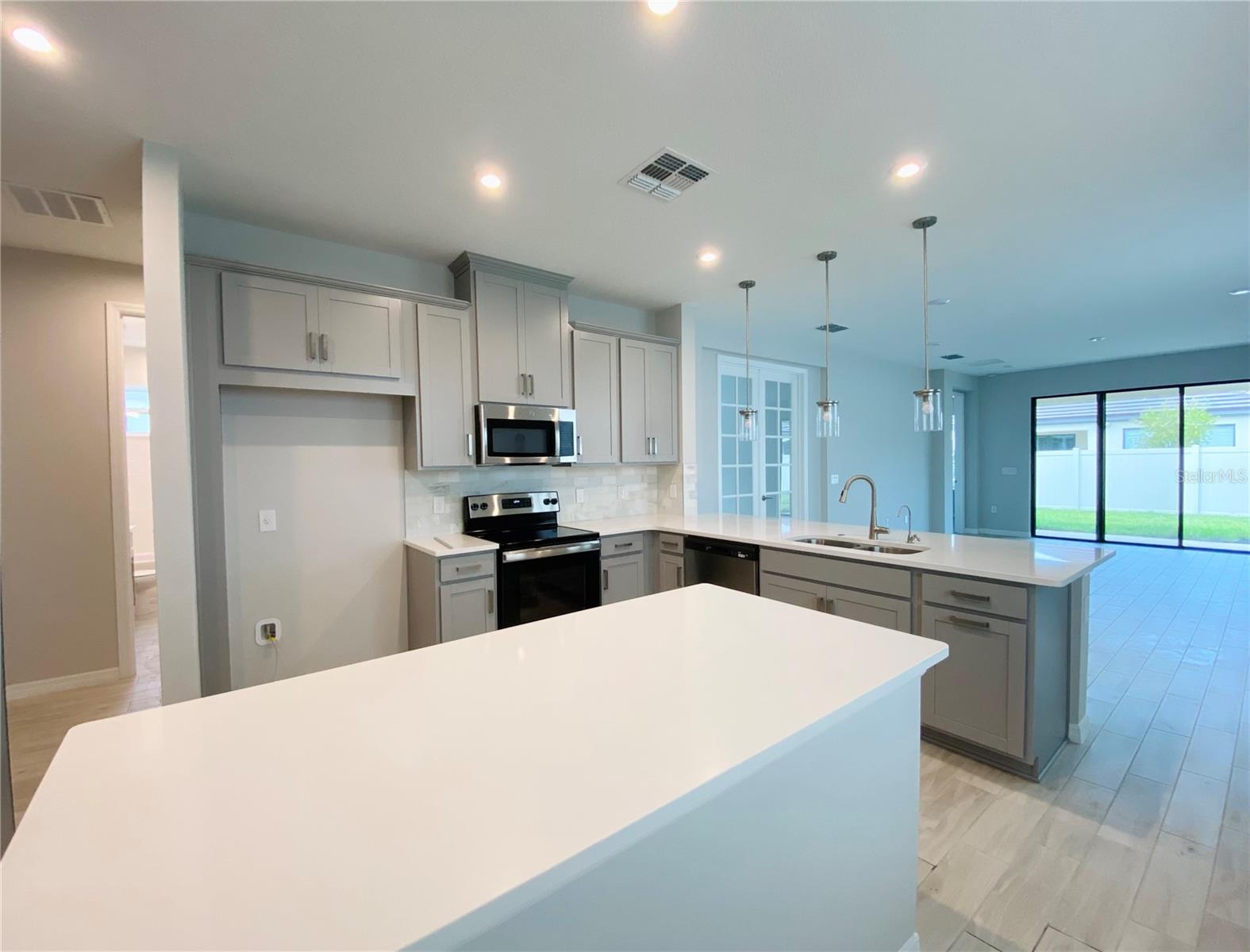 2364 KESTREL PERCH PL