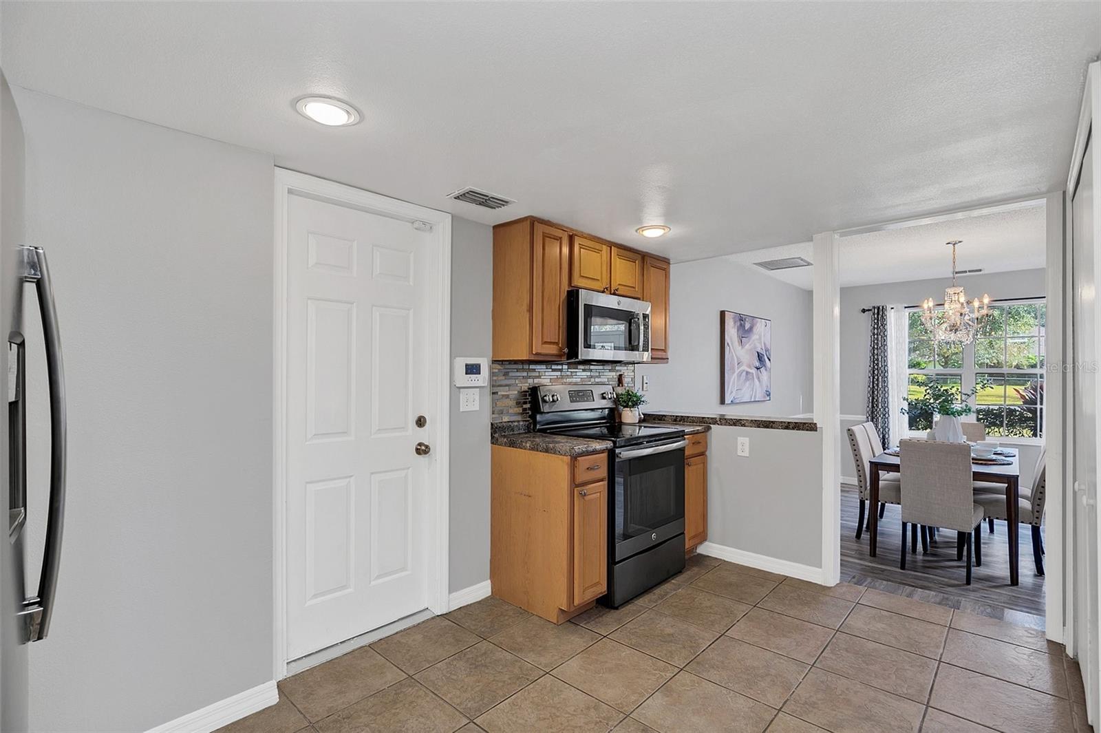 830 TRAILWOOD DR