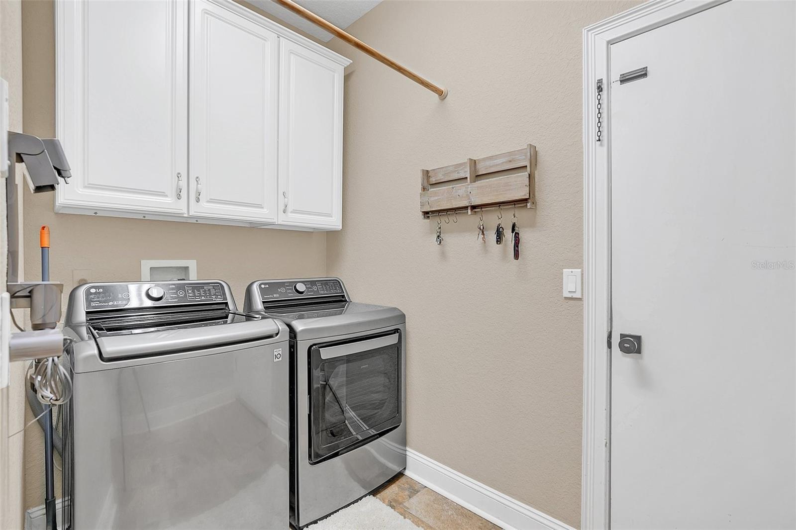 803 PALMETTO TER