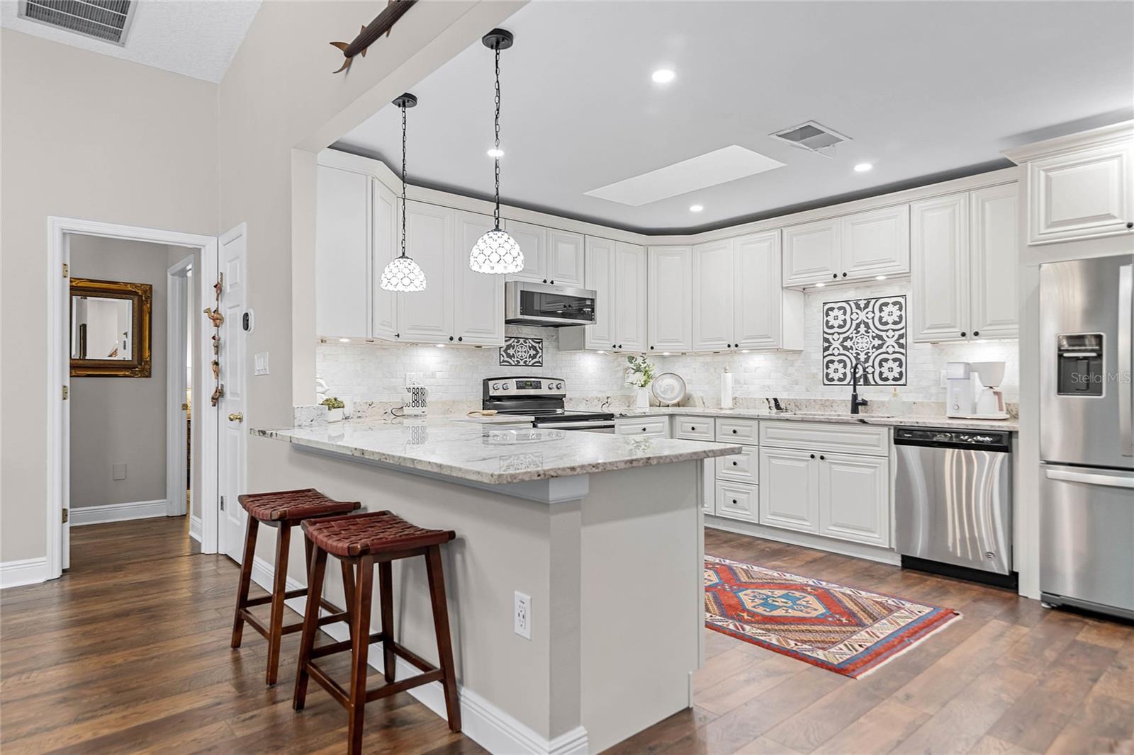 1 W VILLAGE DR