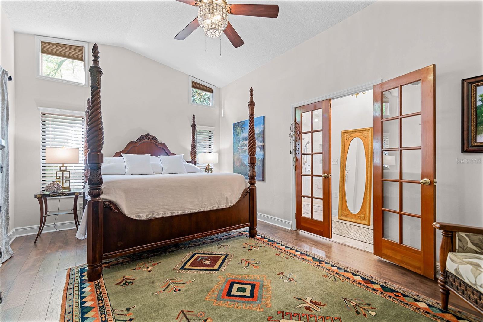 1 W VILLAGE DR