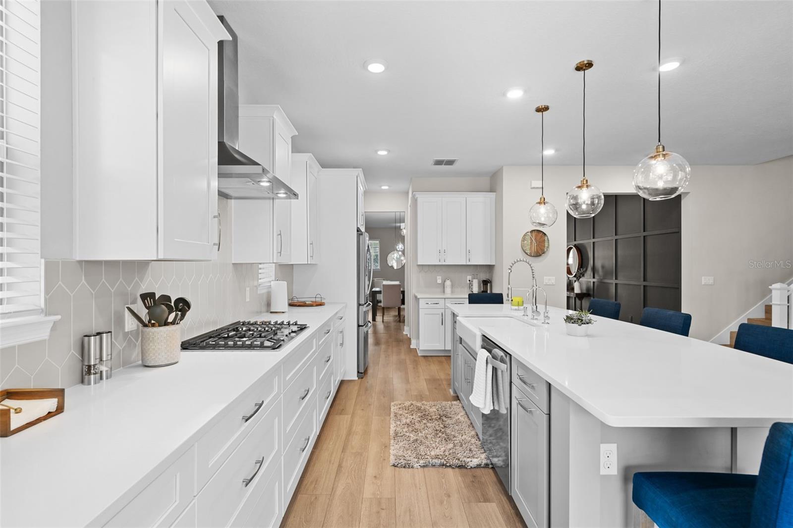 675 PRIMROSE WILLOW WAY