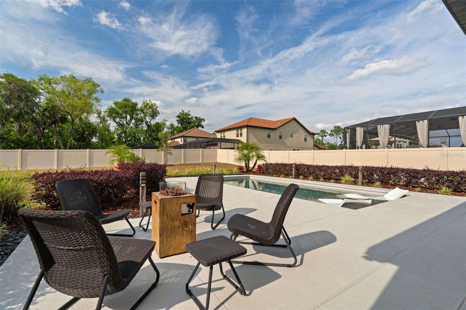 675 PRIMROSE WILLOW WAY