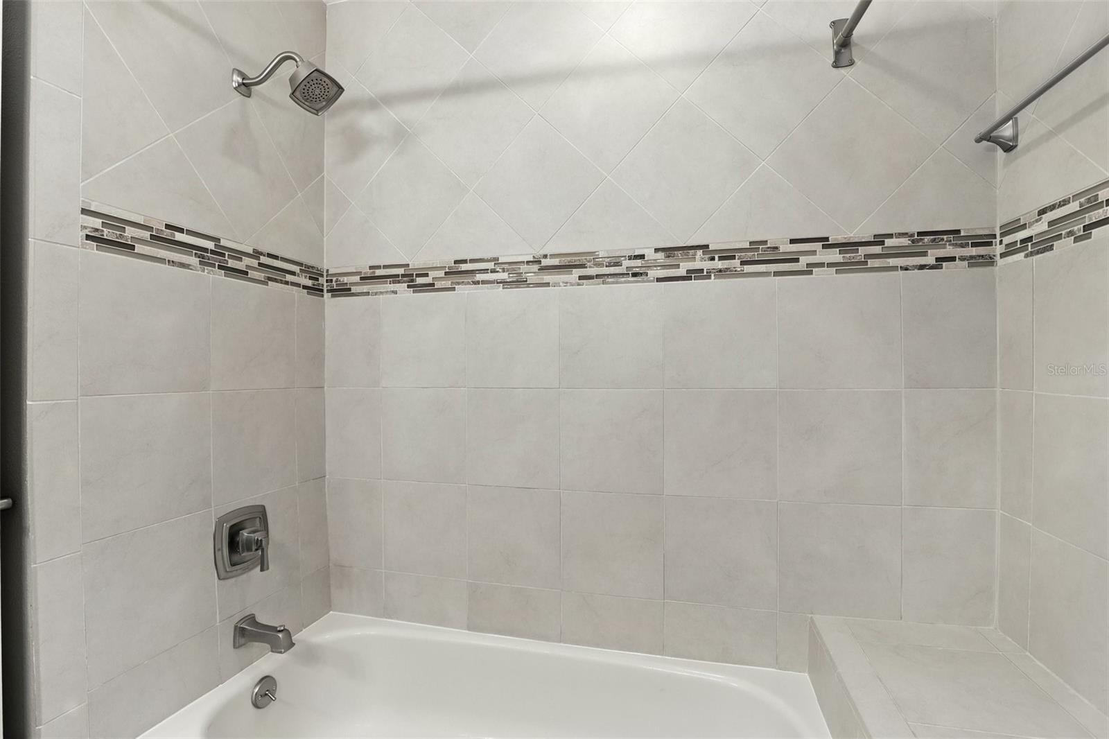 518 STEPHANIE CT