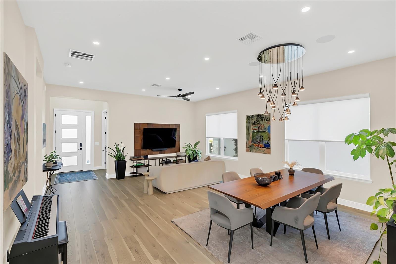 1024 WADING WATERS CIR