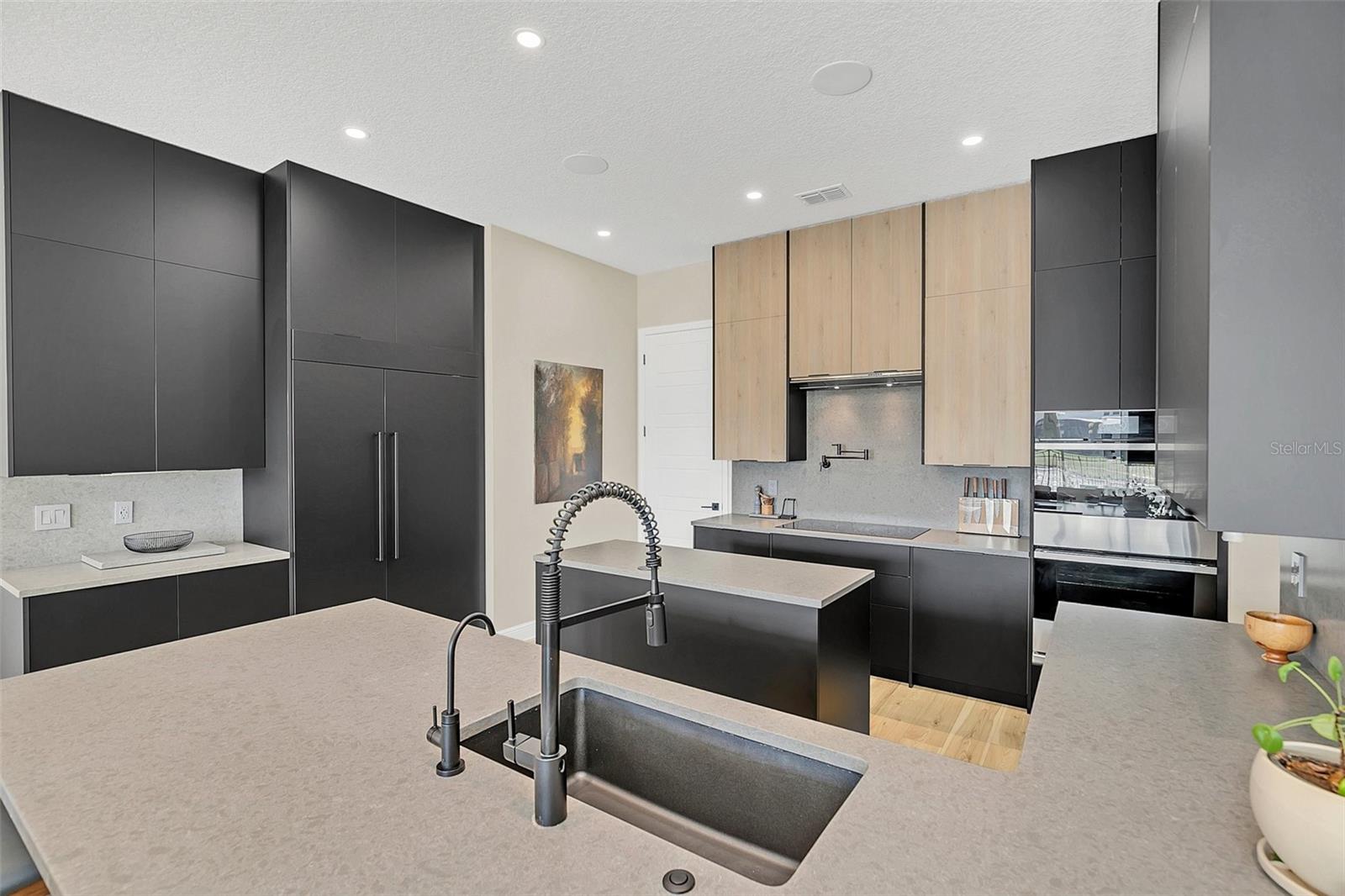 1024 WADING WATERS CIR