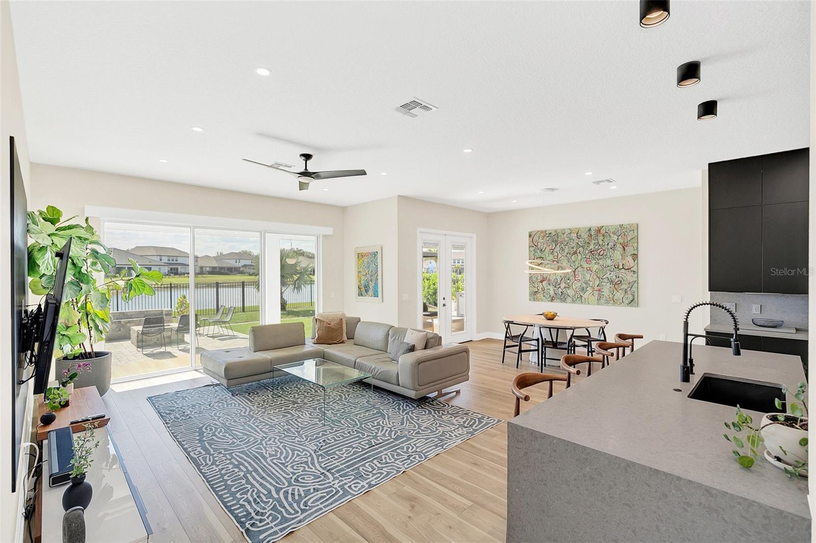 1024 WADING WATERS CIR