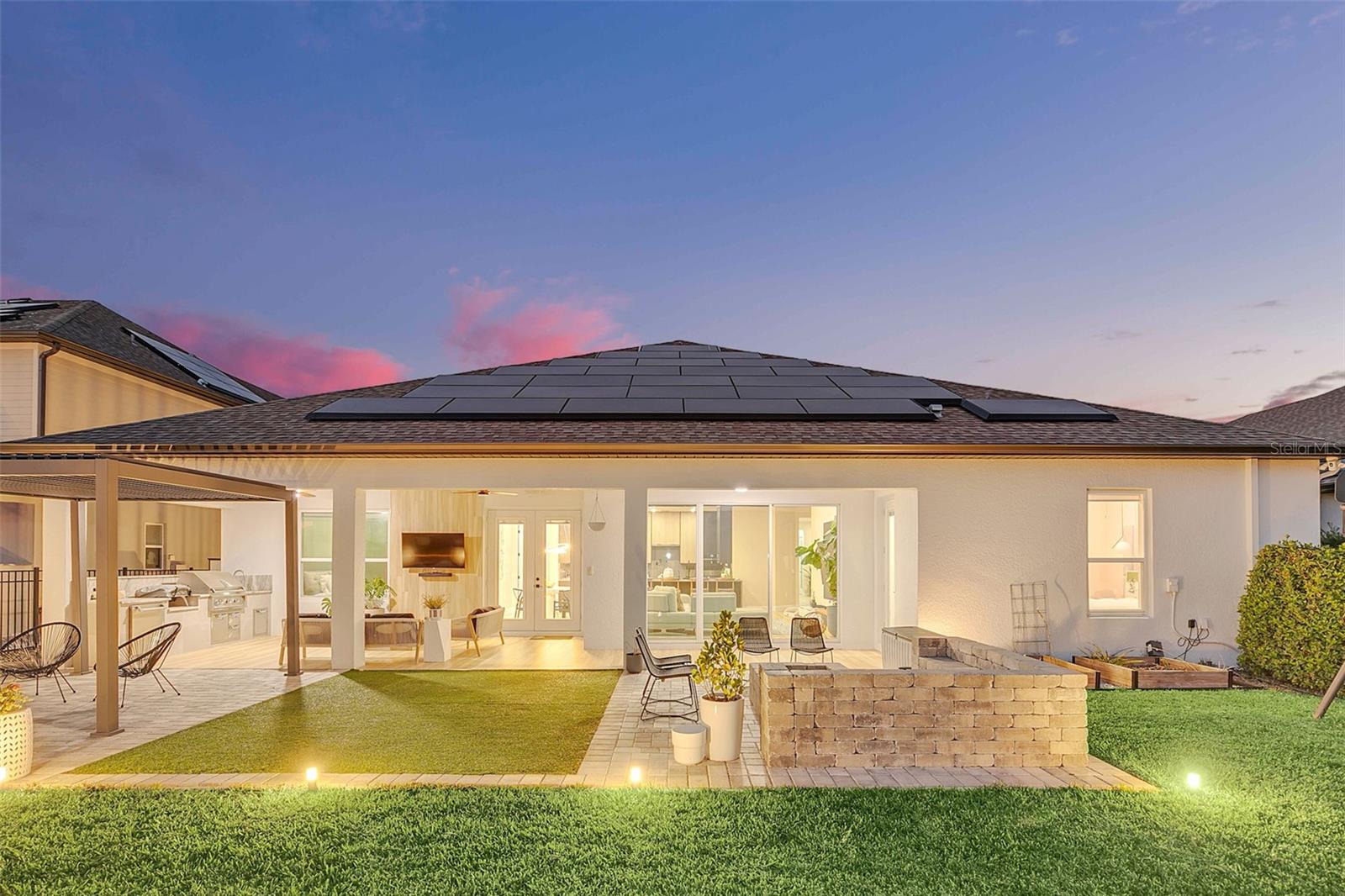 1024 WADING WATERS CIR