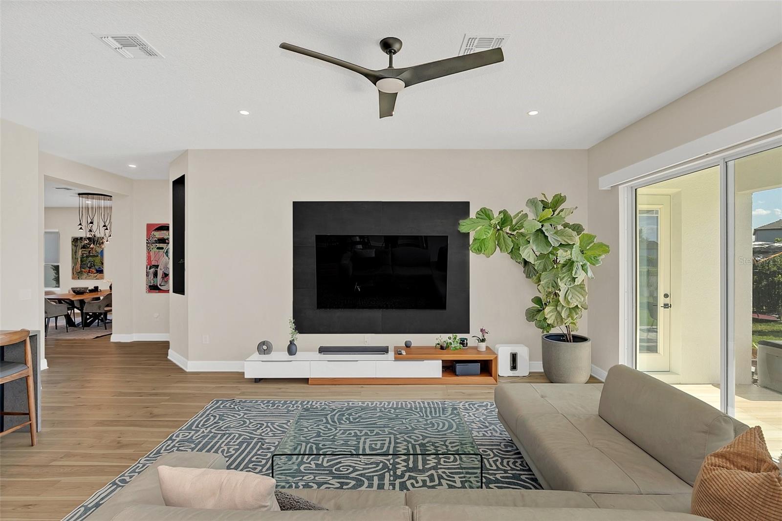 1024 WADING WATERS CIR