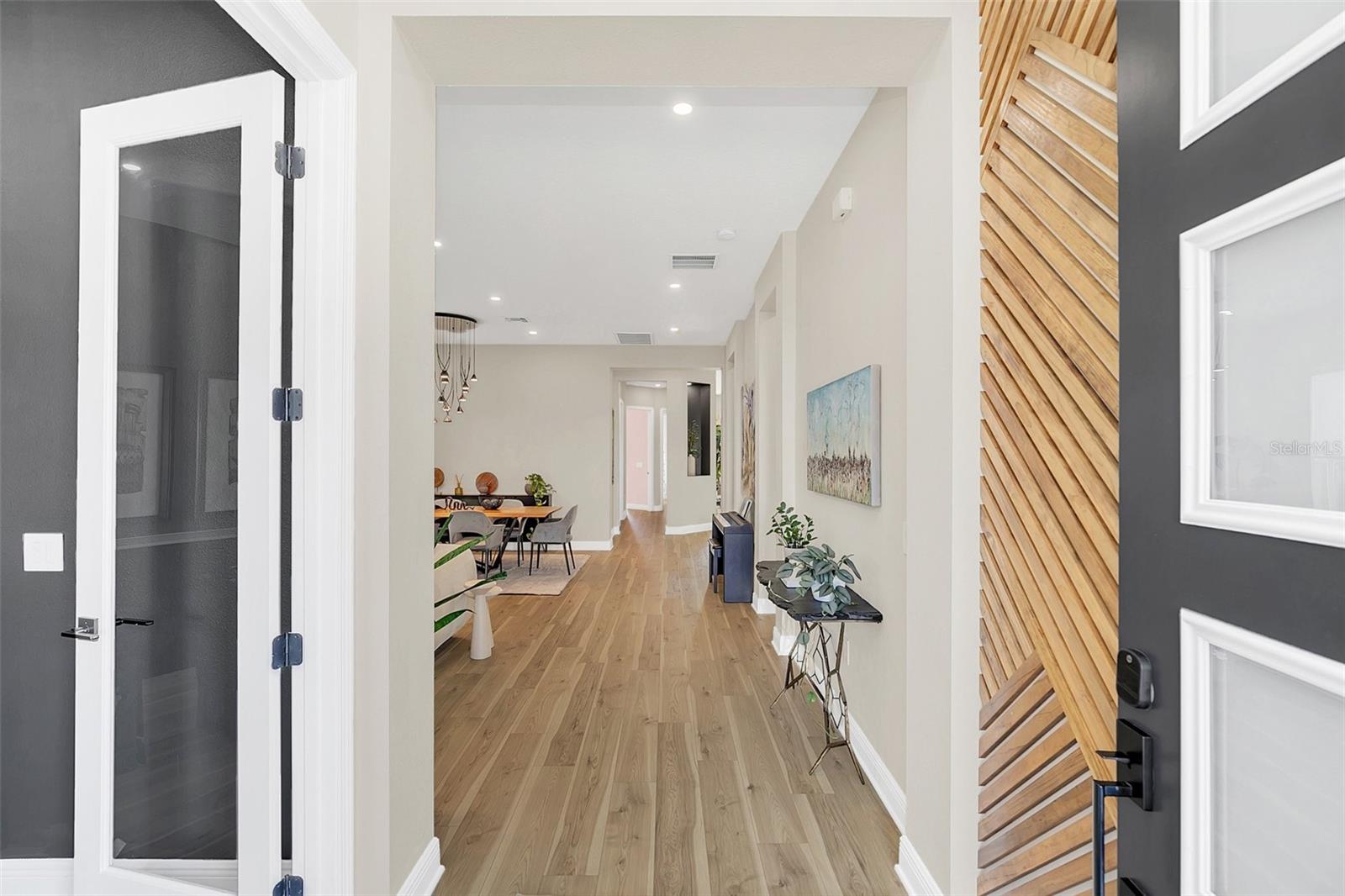 1024 WADING WATERS CIR