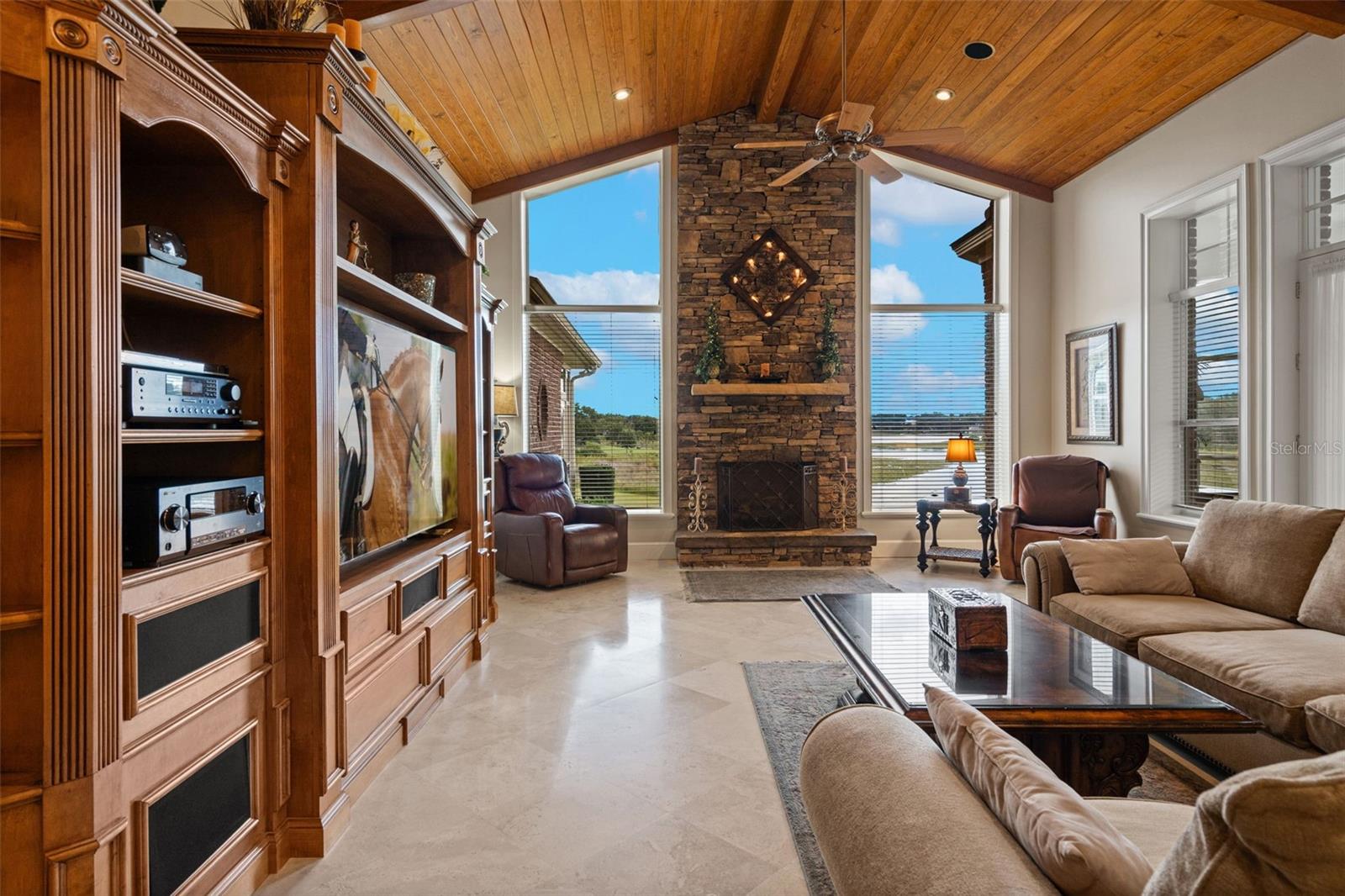 631 OLD MOUNT DORA RD