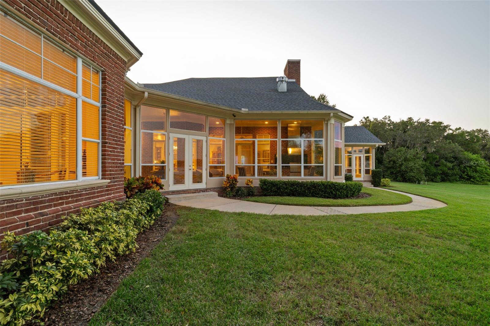 631 OLD MOUNT DORA RD