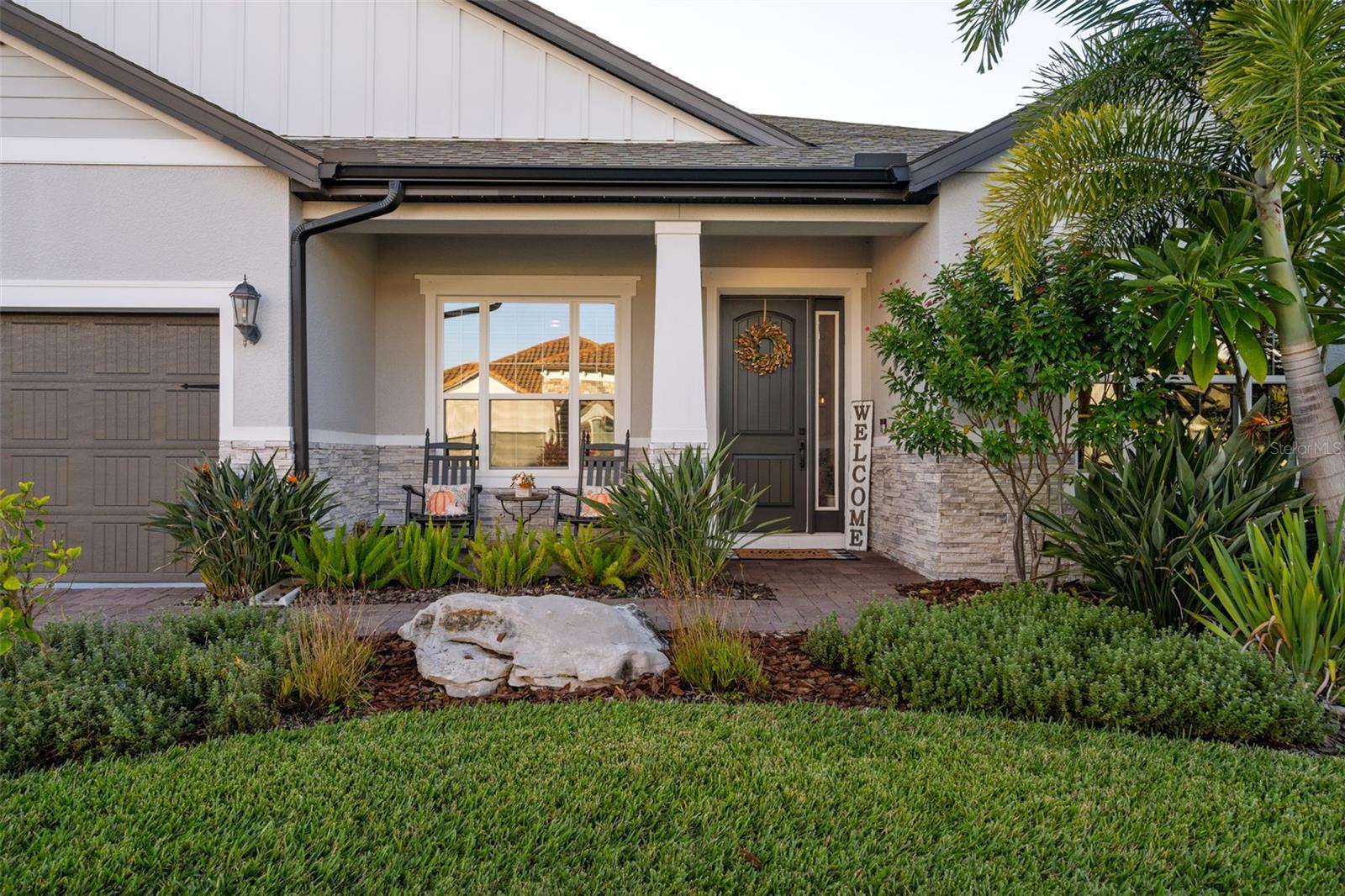 1245 WADING WATERS CIR